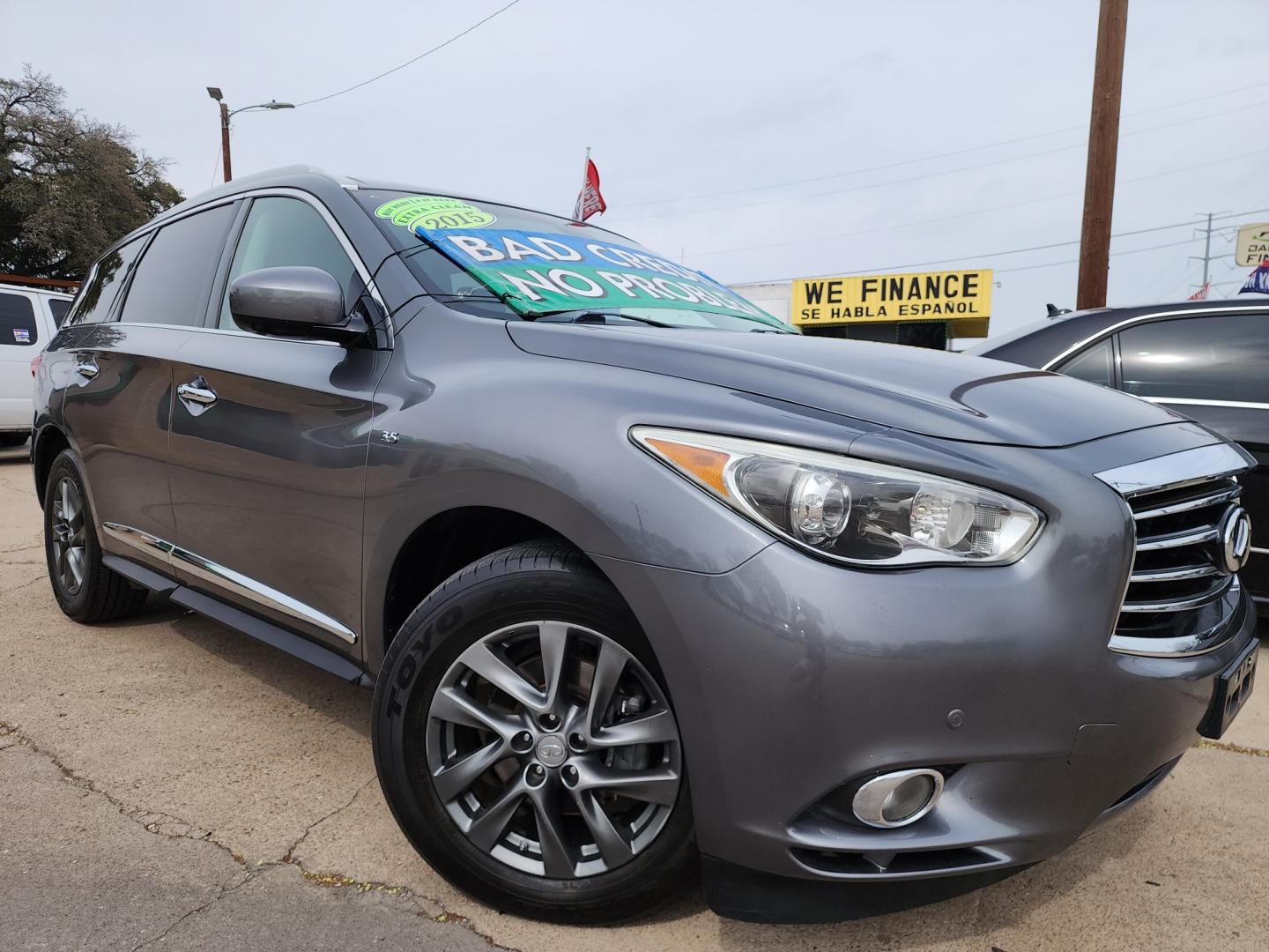 2015 SILVER Infiniti QX60 (5N1AL0MN1FC) with an 3.5L V6 DOHC 24V engine, Continuously Variable Transmission transmission, located at 2660 S.Garland Avenue, Garland, TX, 75041, (469) 298-3118, 32.885551, -96.655602 - Photo#0